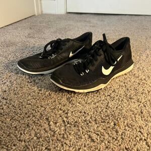 Nike womens flex supreme tr